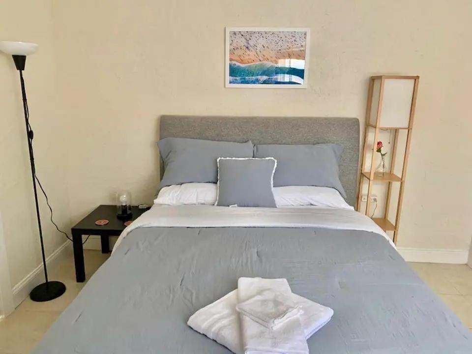Private Rooms Close To Miami Airport - Free Parking - 01 Kültér fotó