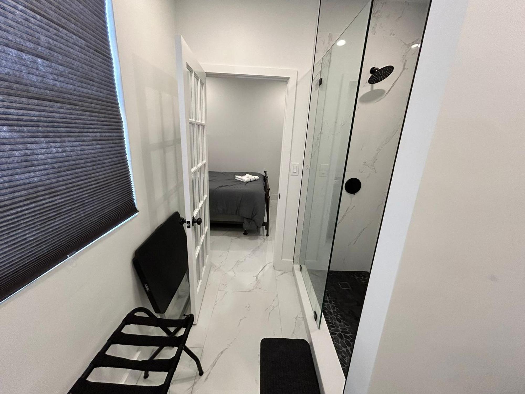 Private Rooms Close To Miami Airport - Free Parking - 01 Kültér fotó