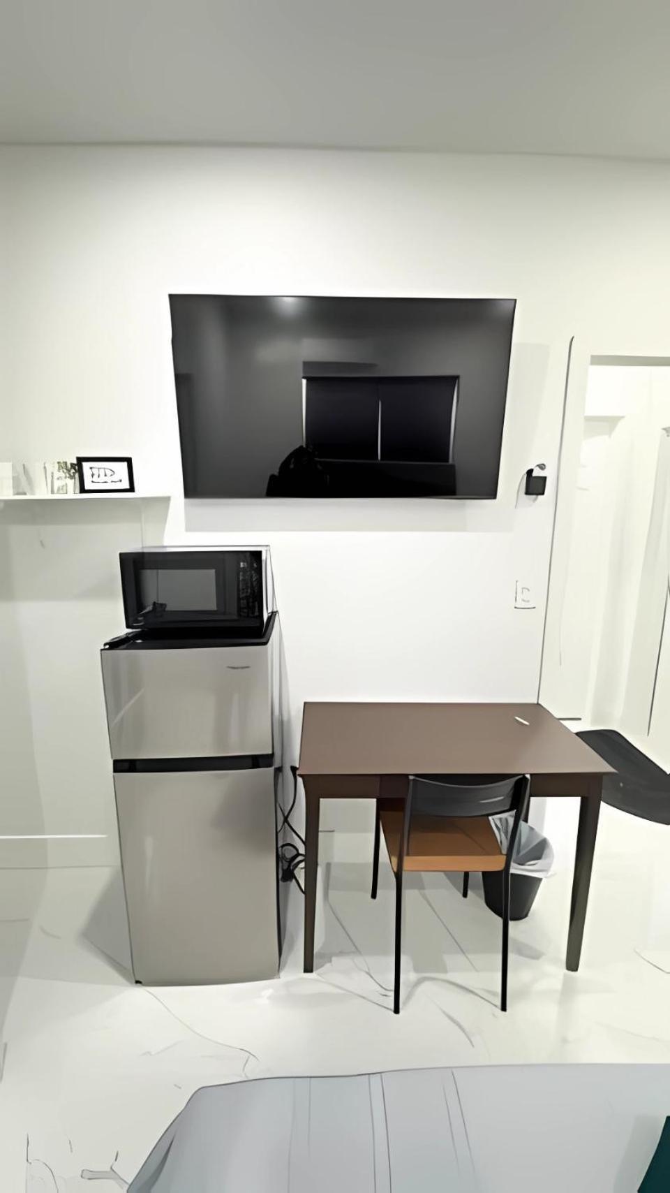 Private Rooms Close To Miami Airport - Free Parking - 01 Kültér fotó